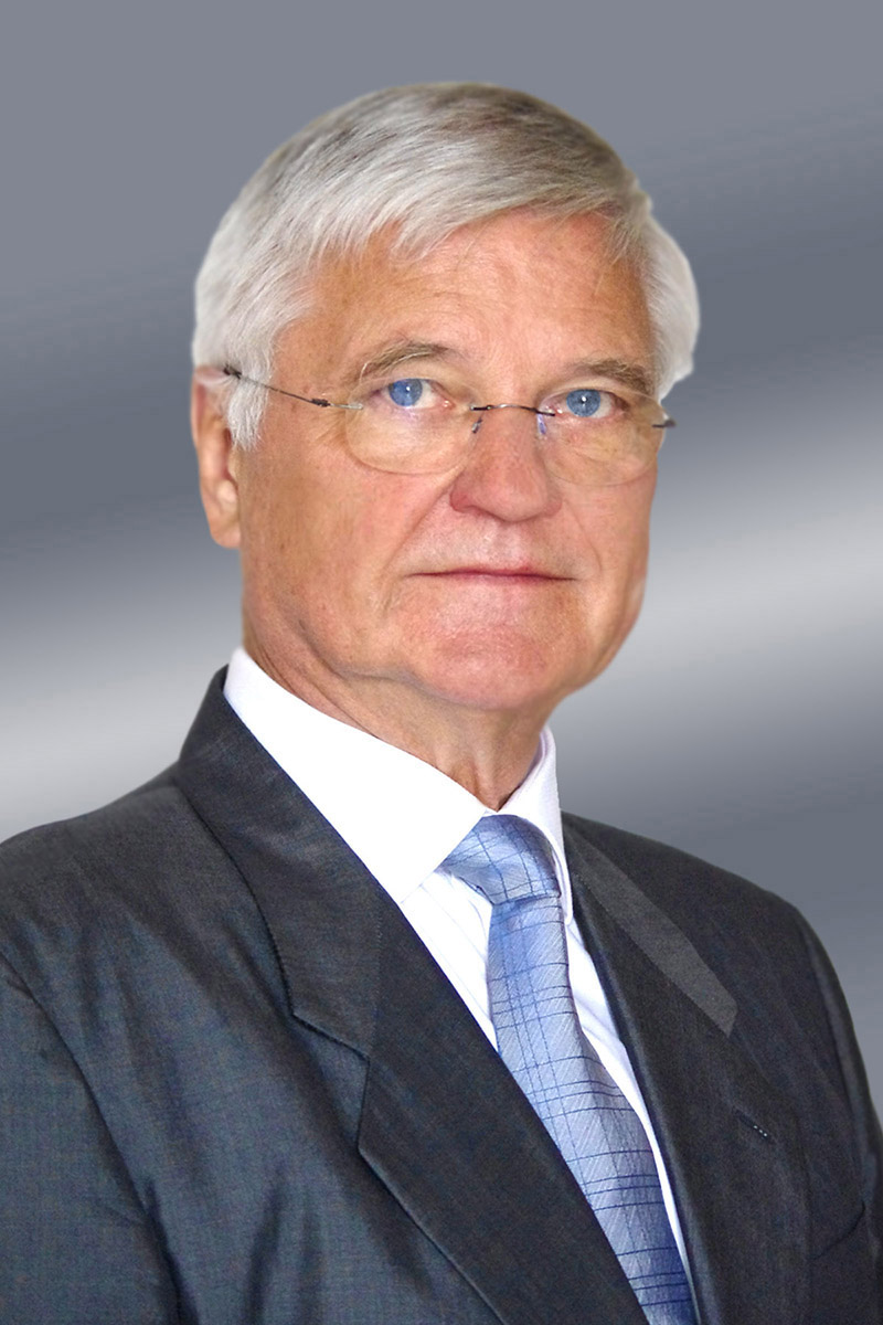 Admiral Industrie Berlin, Prof. Dipl.-Ing. Heinz Thoma